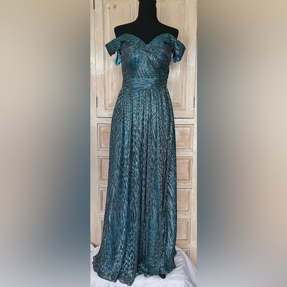 NWT Camille La Vie Teal Metallic Pleated Off-Shoulder Gown – Size 6 - Picture 1 of 6